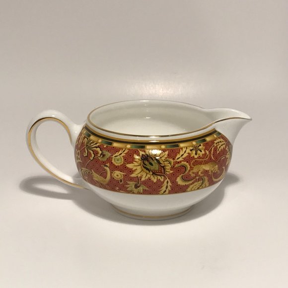 Wedgwood Persia Bone China Cream Milk Jug - Picture 3 of 6